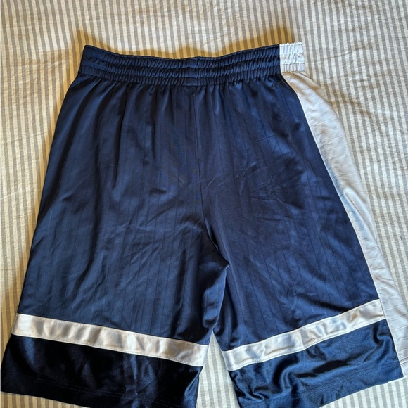 Lebron James shorts. Size L knee length - Picture 2 of 5